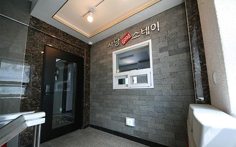 스프링클러, 소화기, 화재감지기, CCTV